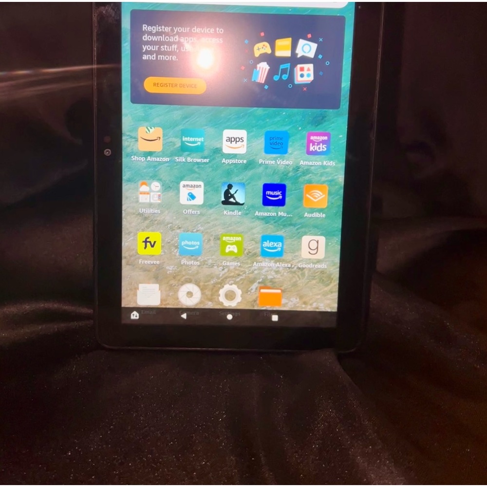 AMAZON FIRE HD 8 Tablet 8”- 32GB Black (2020 Release)